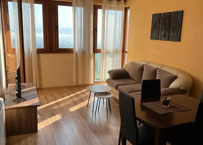 Private Maxim Μπάνσκο