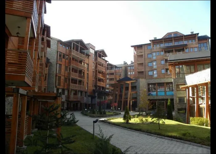 частен максим *